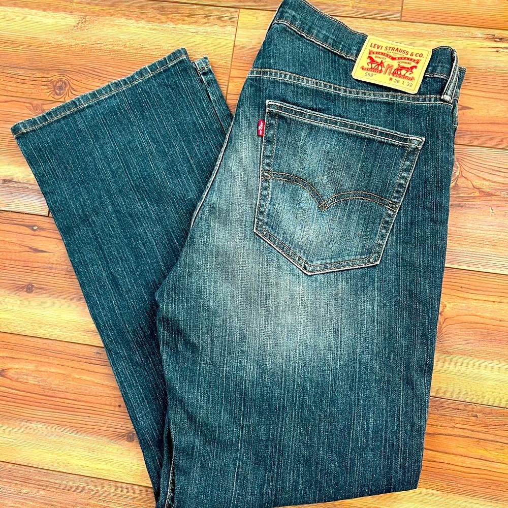Mens Levi jeans Style number 559, size 36 x 32. Never worn, excellent condition